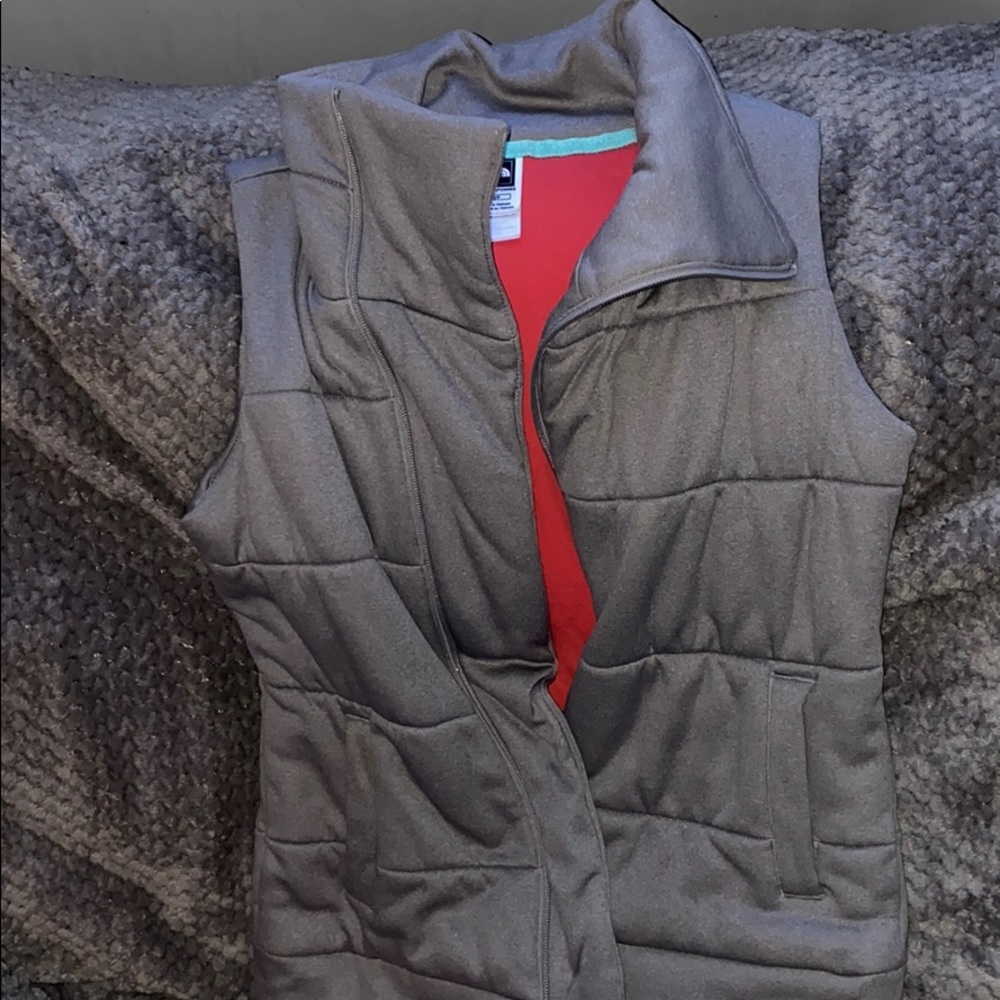 North face vest